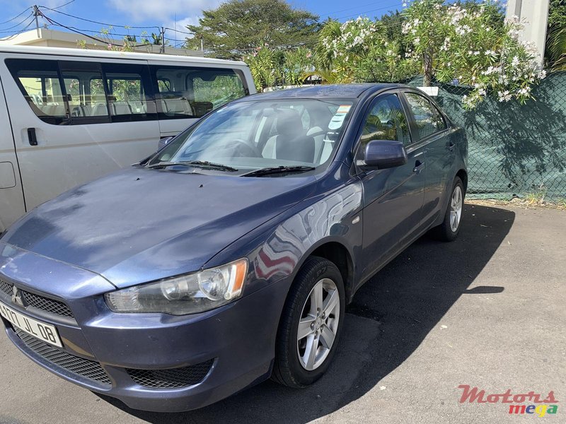 2008' Mitsubishi Lancer X photo #2