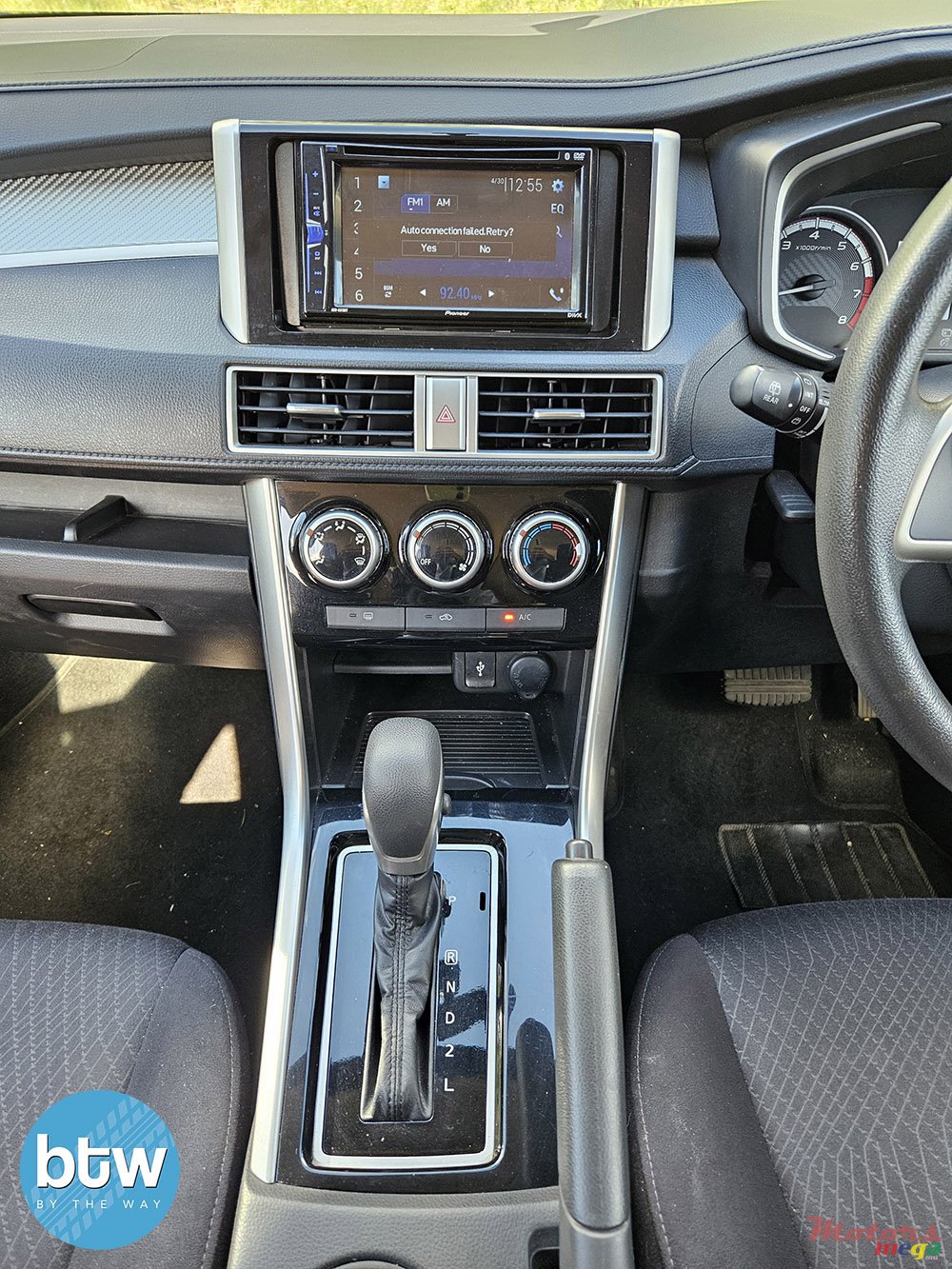 2020' Mitsubishi Xpander photo #6