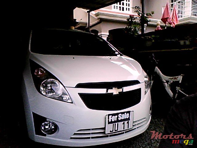 2011' Chevrolet Spark LS photo #1