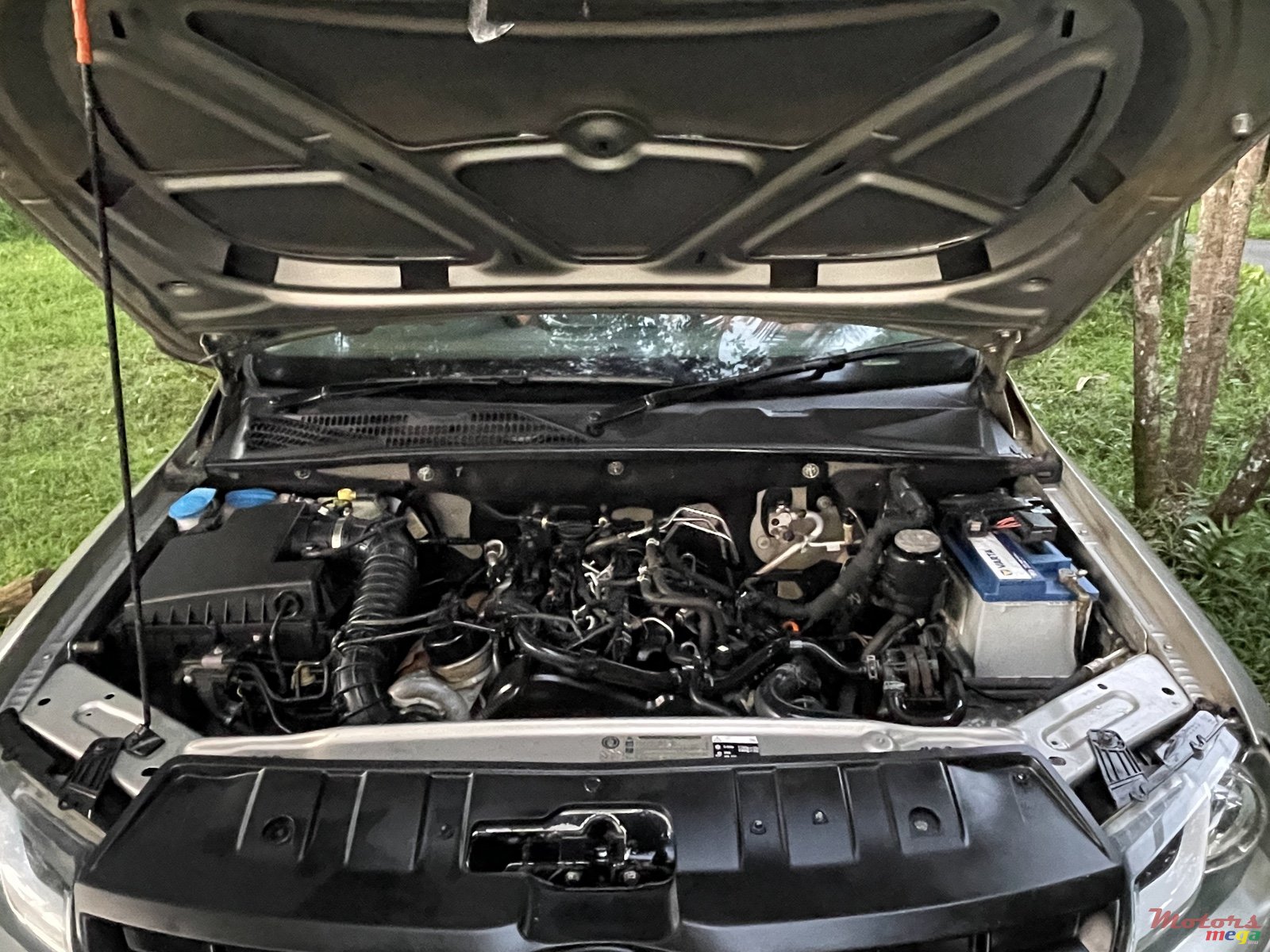 2013' Volkswagen Amarok 4x4 photo #6