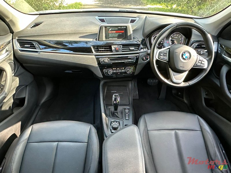 2019' BMW X1 photo #7