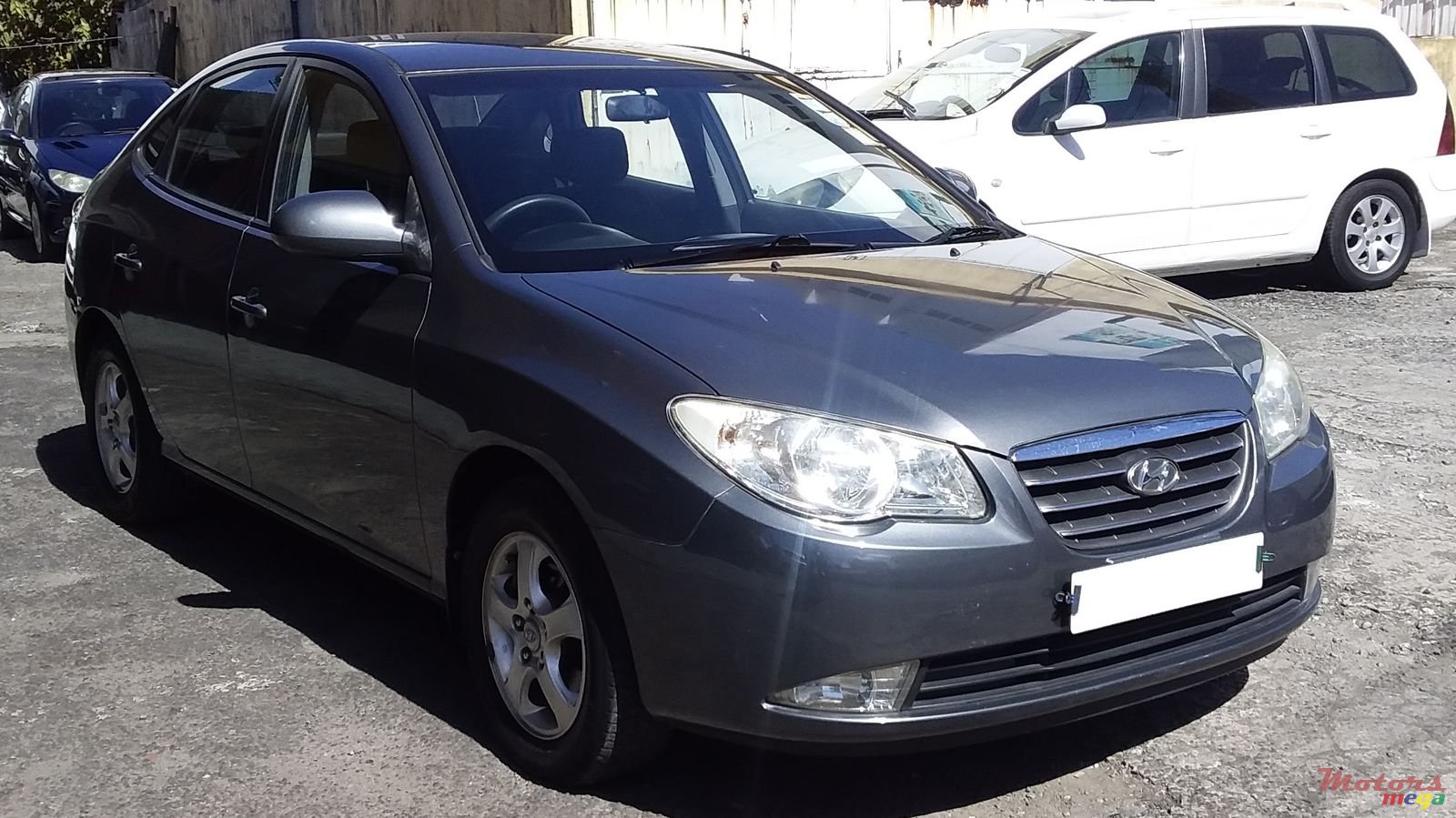 2009' Hyundai Elantra photo #2