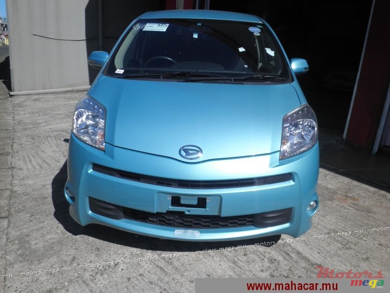 2011' Daihatsu Boon Luminas photo #1