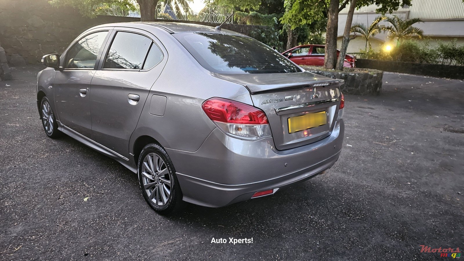 2015' Mitsubishi Attrage photo #5