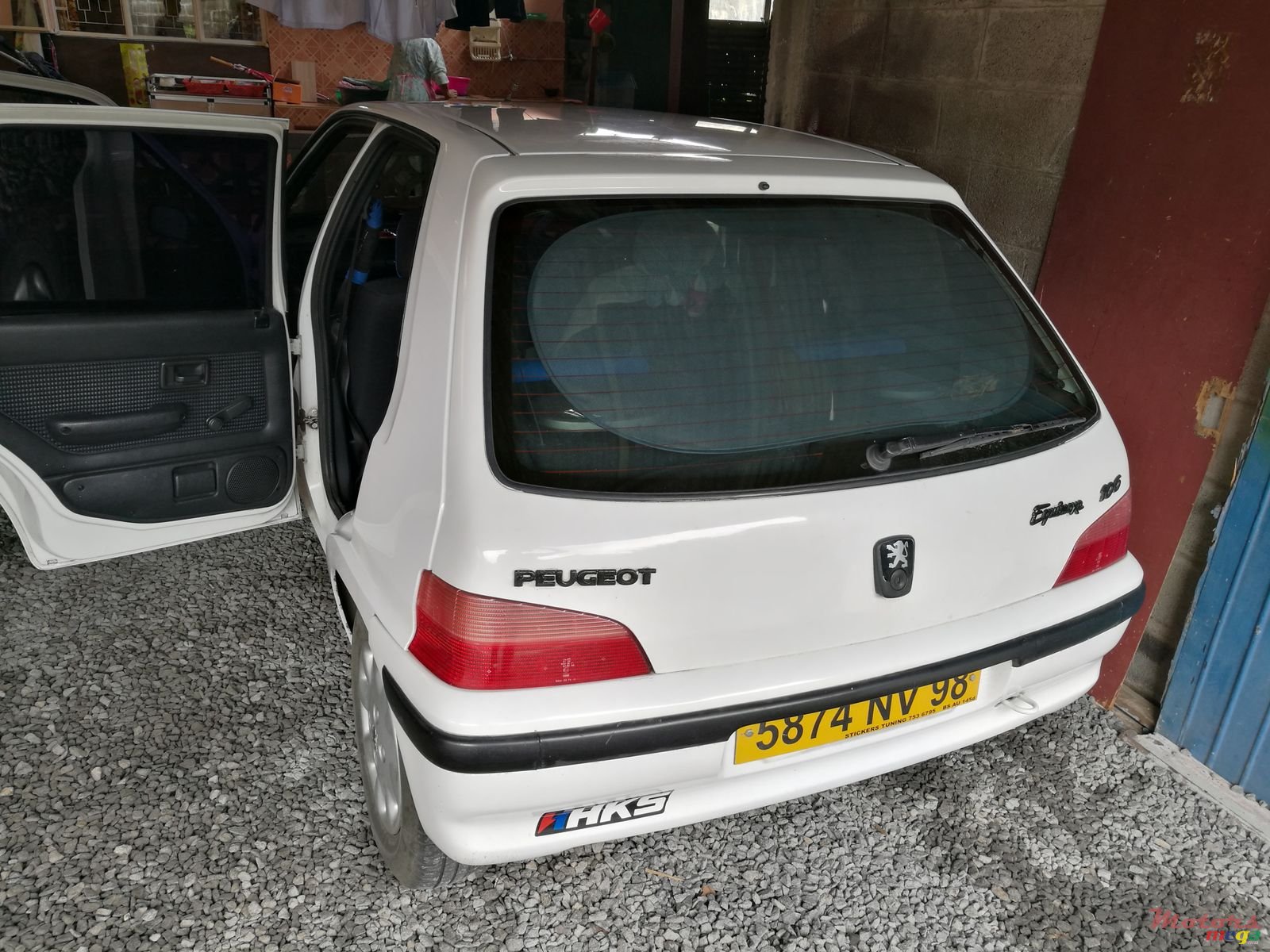 1998' Peugeot 106 photo #1