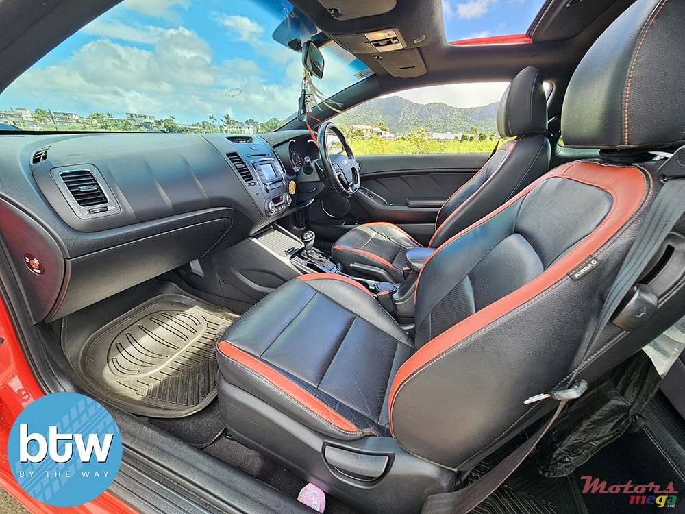 2017' Kia Cerato Koup photo #5