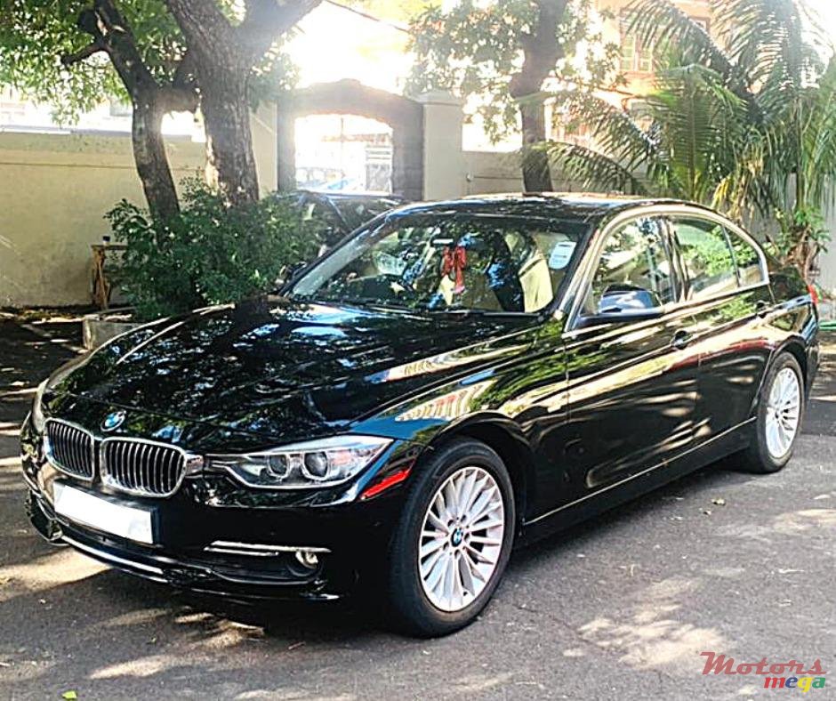 2015' BMW 3 Series Sedan photo #6