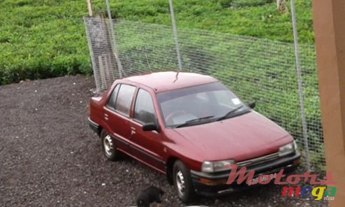 1994' Daihatsu Charade photo #1