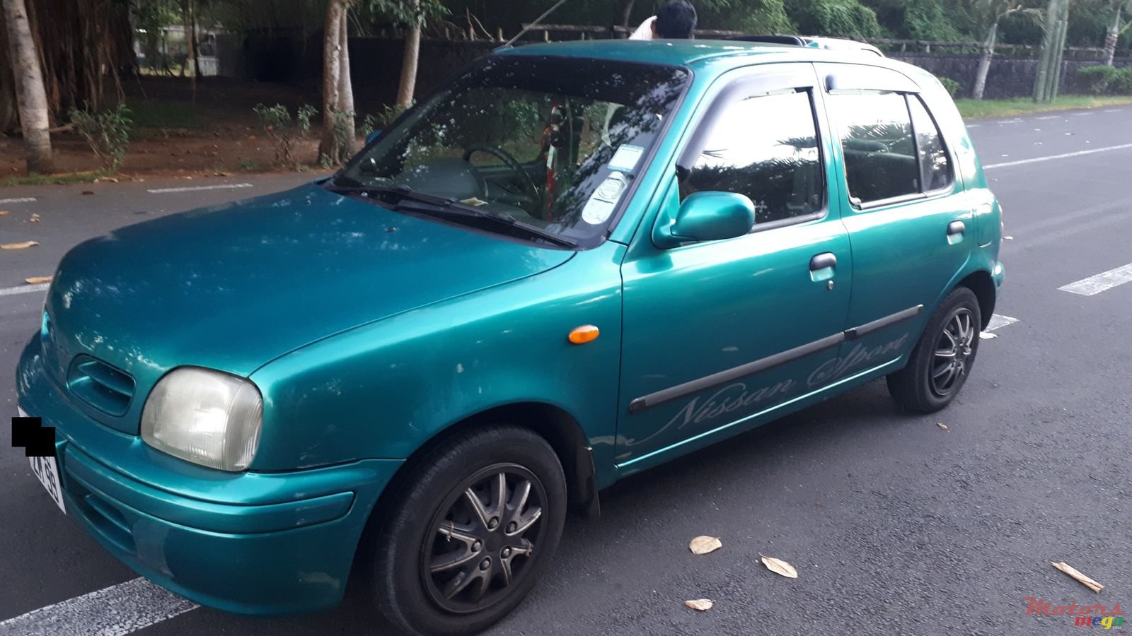 1999' Nissan March photo #2