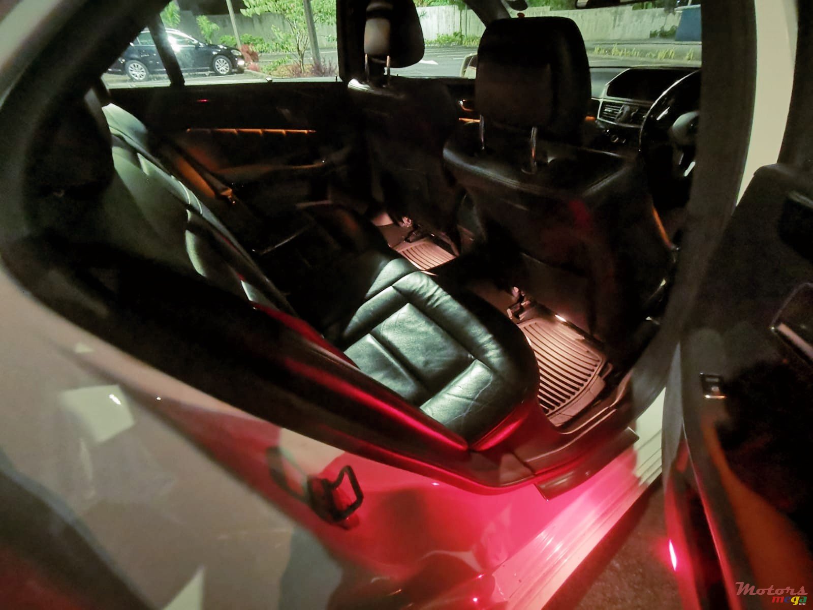 2012' Mercedes-Benz E-Class E250 AMG photo #4