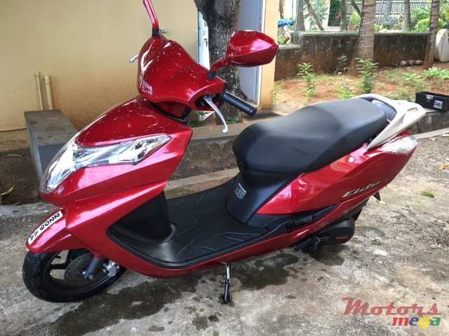 2015' Honda ELITE photo #1