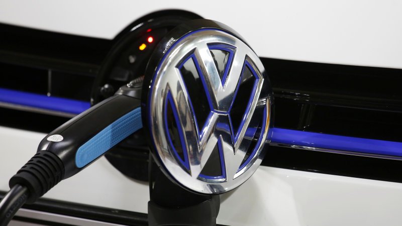 VW to spend $11.8 billion on China EVs