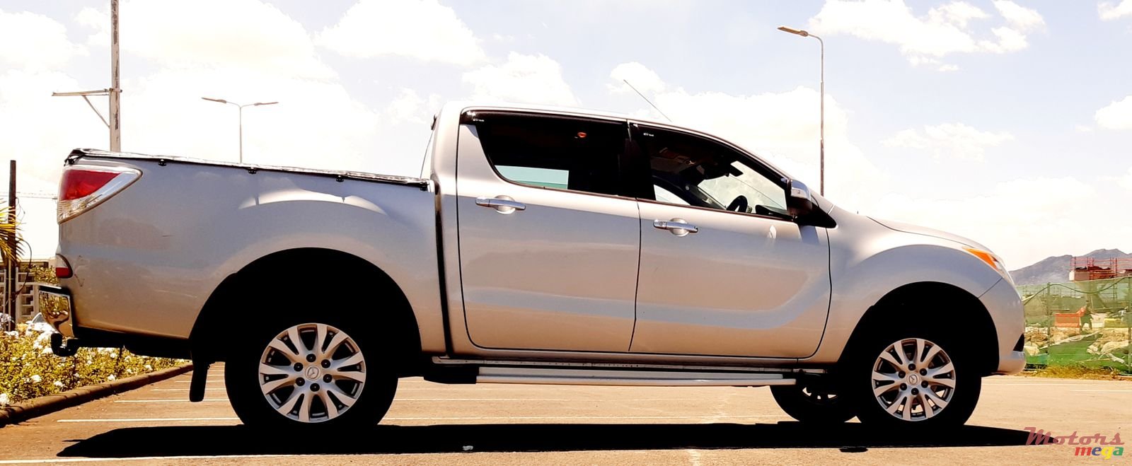 2014' Mazda BT-50 photo #5