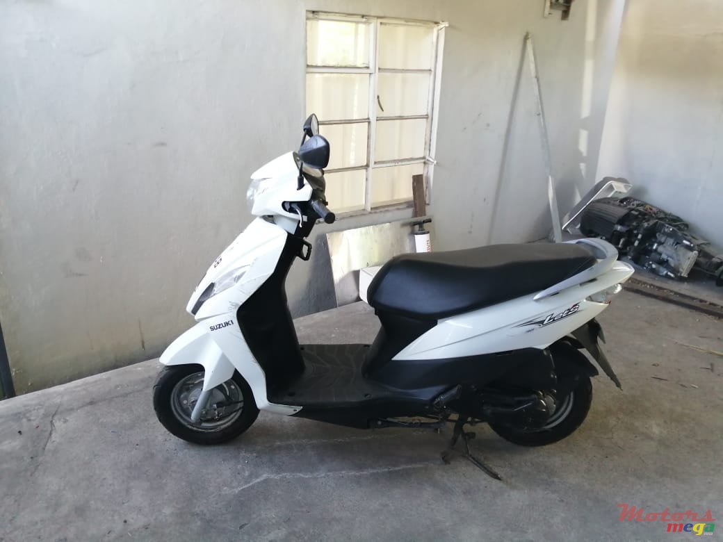 2016' Suzuki photo #1