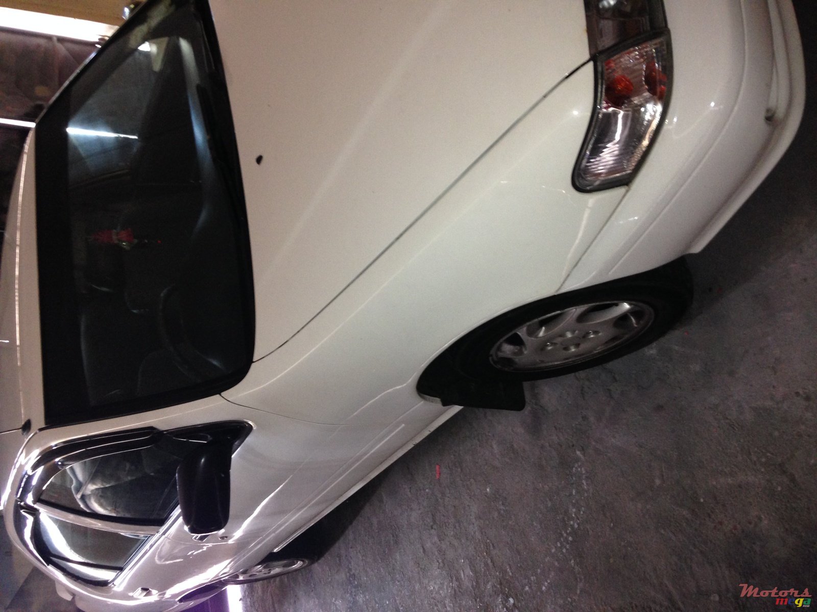 1999' Nissan photo #1