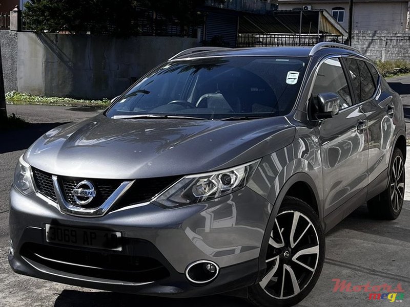 2016' Nissan Qashqai Techno Pack - Fully equipped photo #1