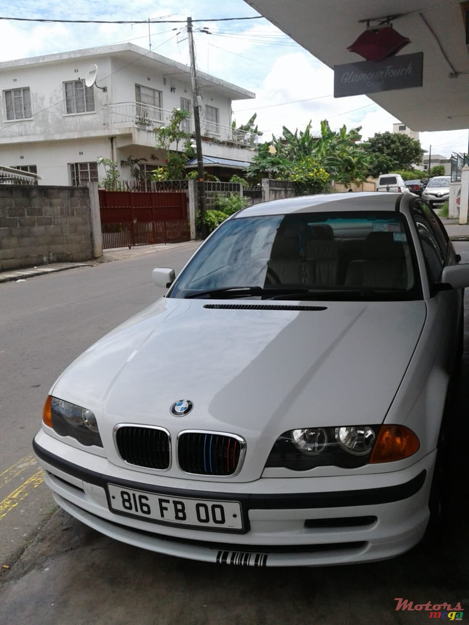 2000' BMW 320 photo #1