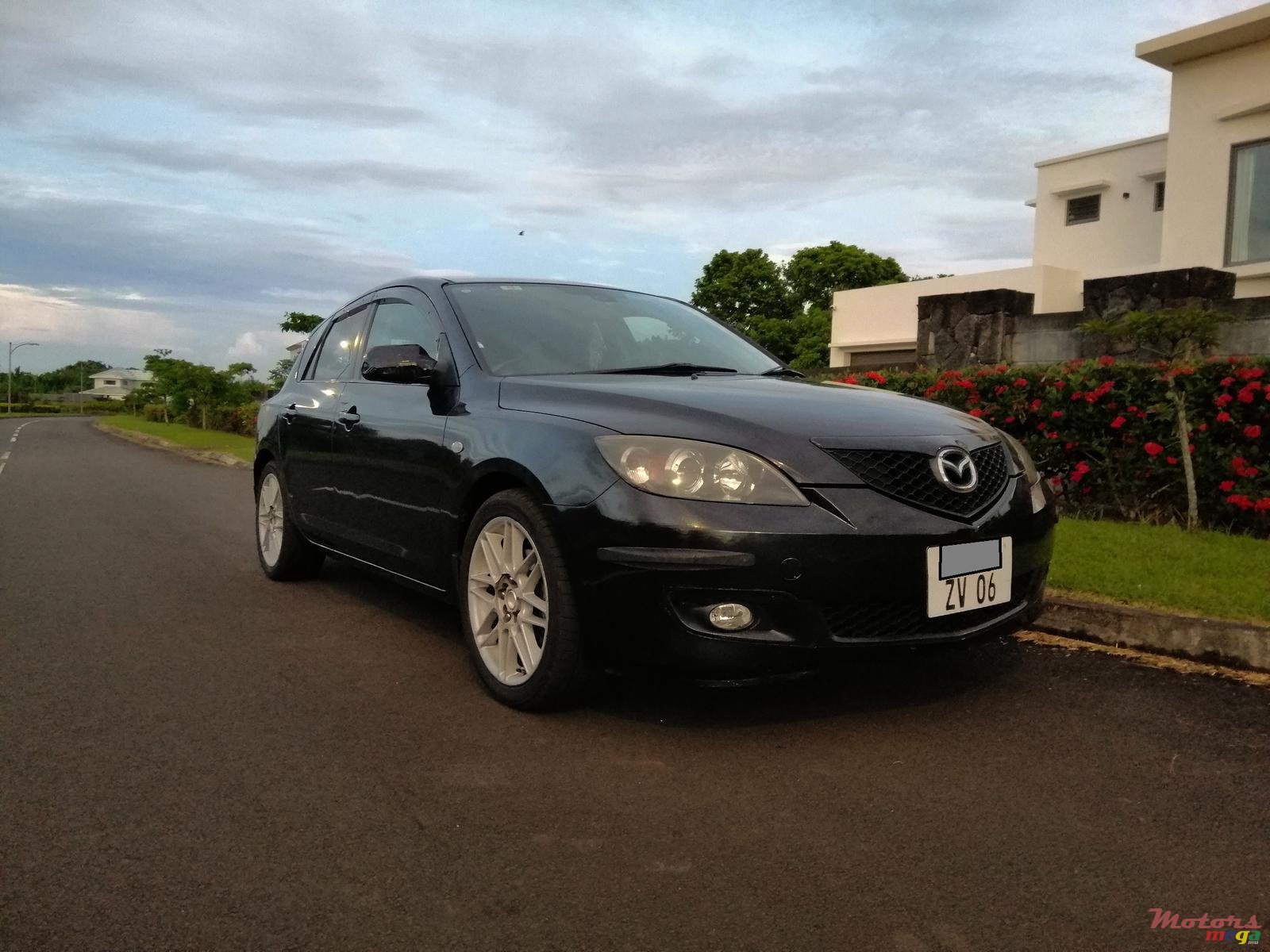 2006' Mazda Axela photo #3