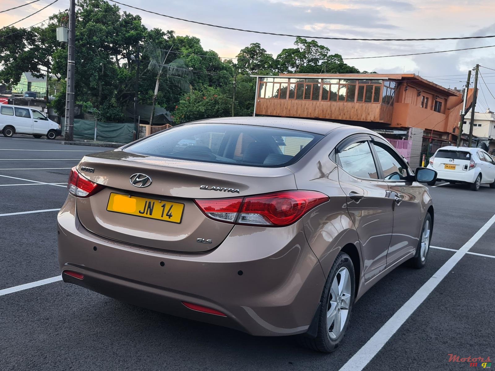 2014' Hyundai Elantra Automatic photo #4