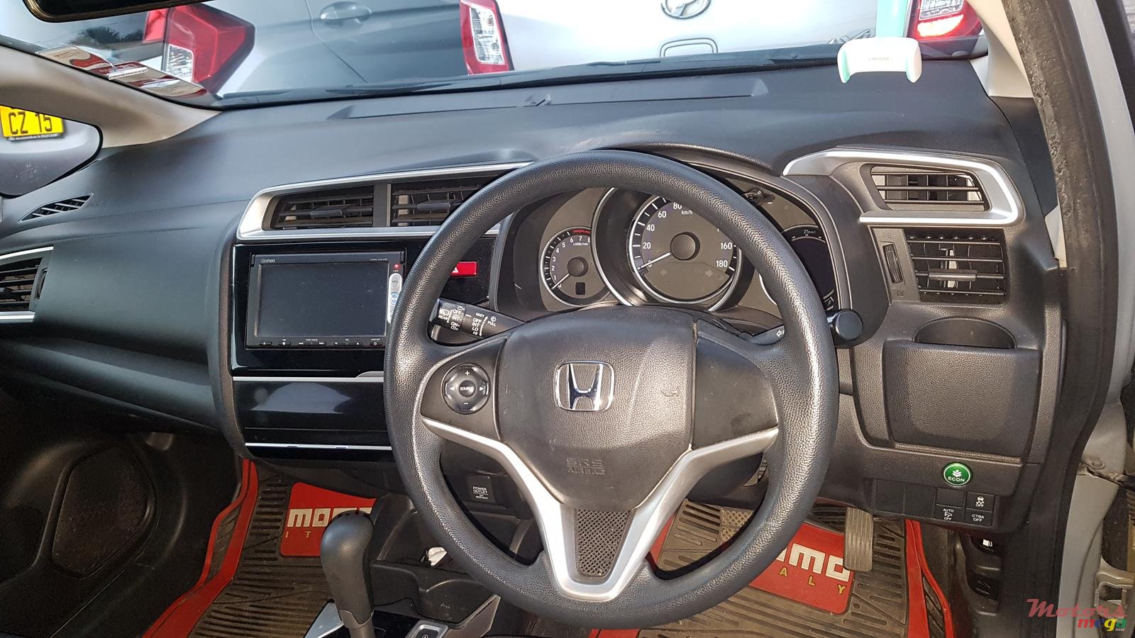 2015' Honda Fit photo #6