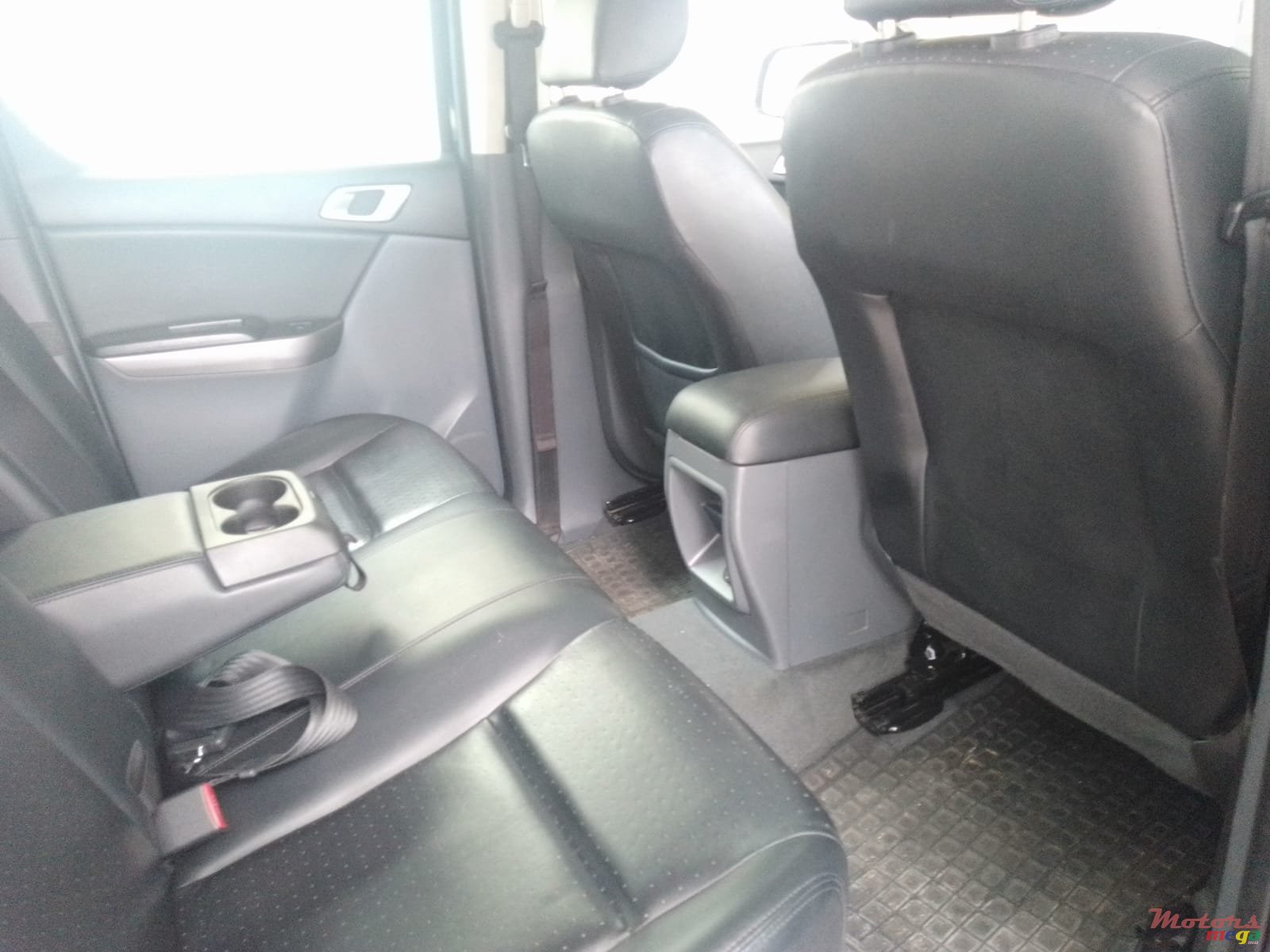 2018' Mazda BT-50 photo #7