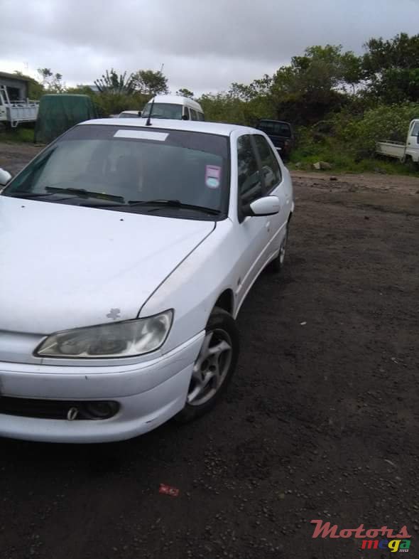 2000' Peugeot 306 photo #2