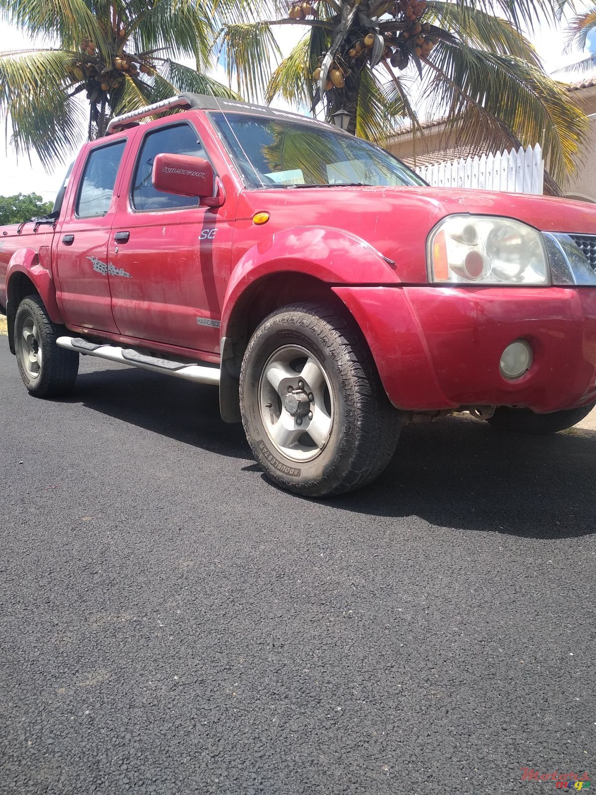 2003' Nissan Hardbody photo #1