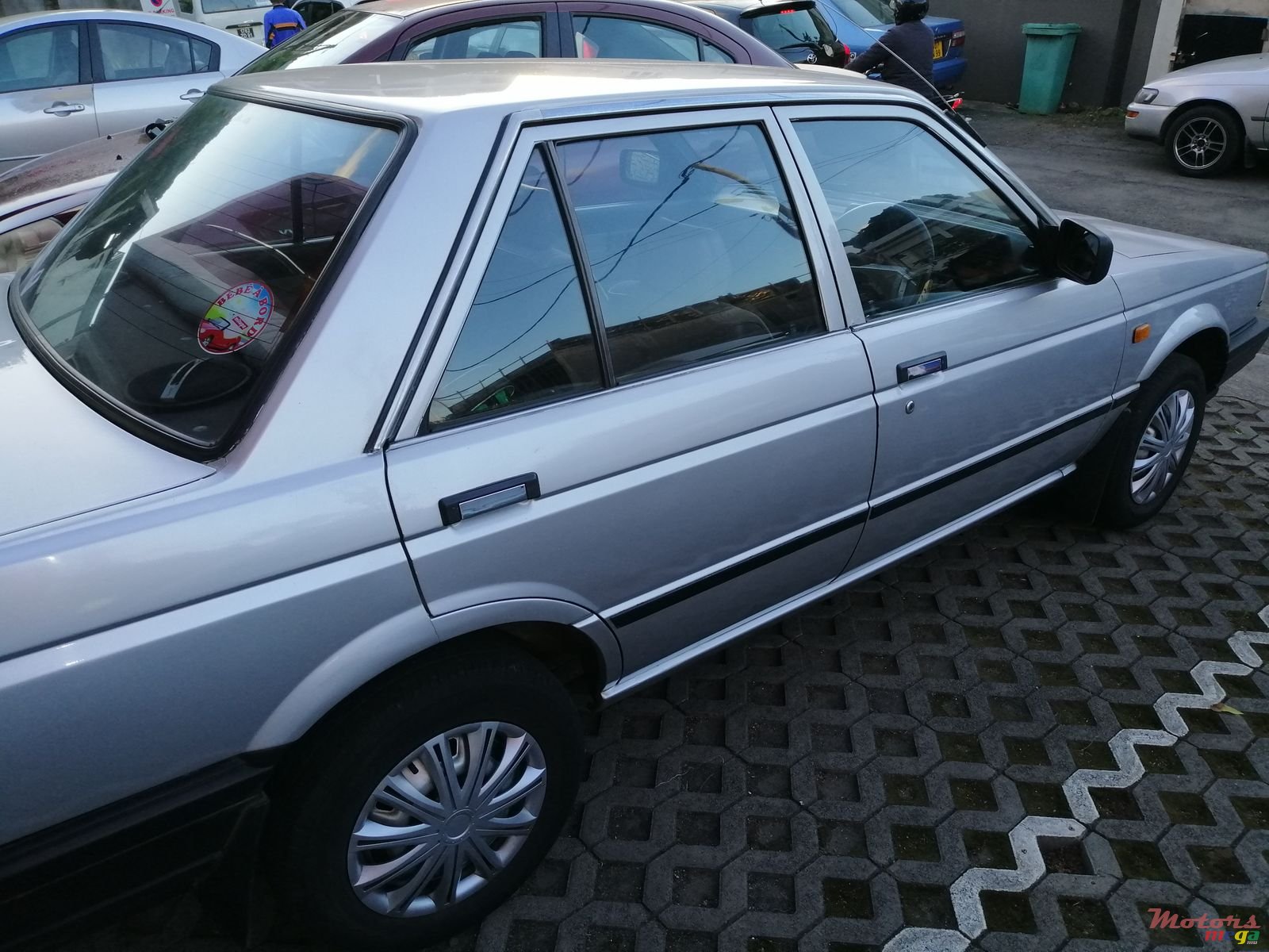 1988' Nissan Sunny B12 photo #2