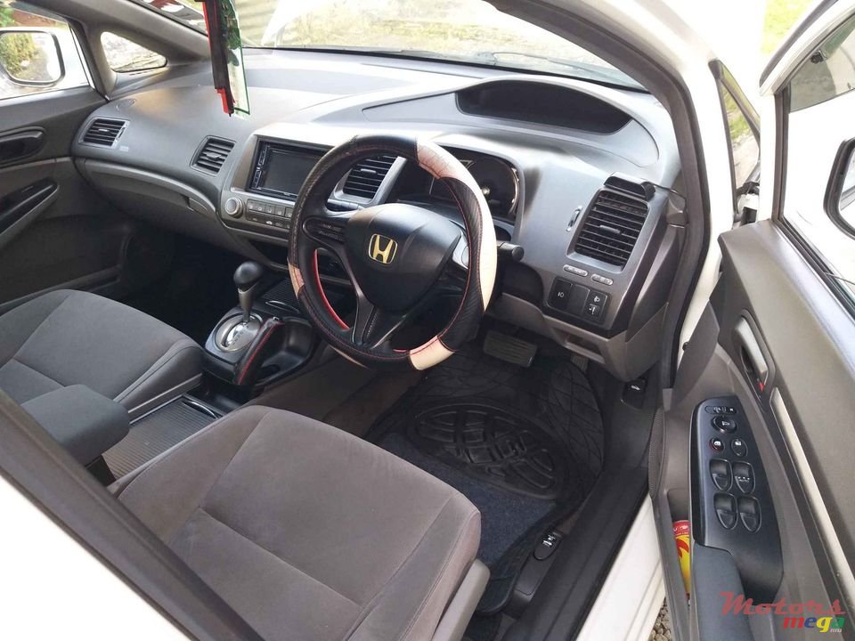 2008' Honda Civic 1.6L AUTOMATIC GEAR photo #3