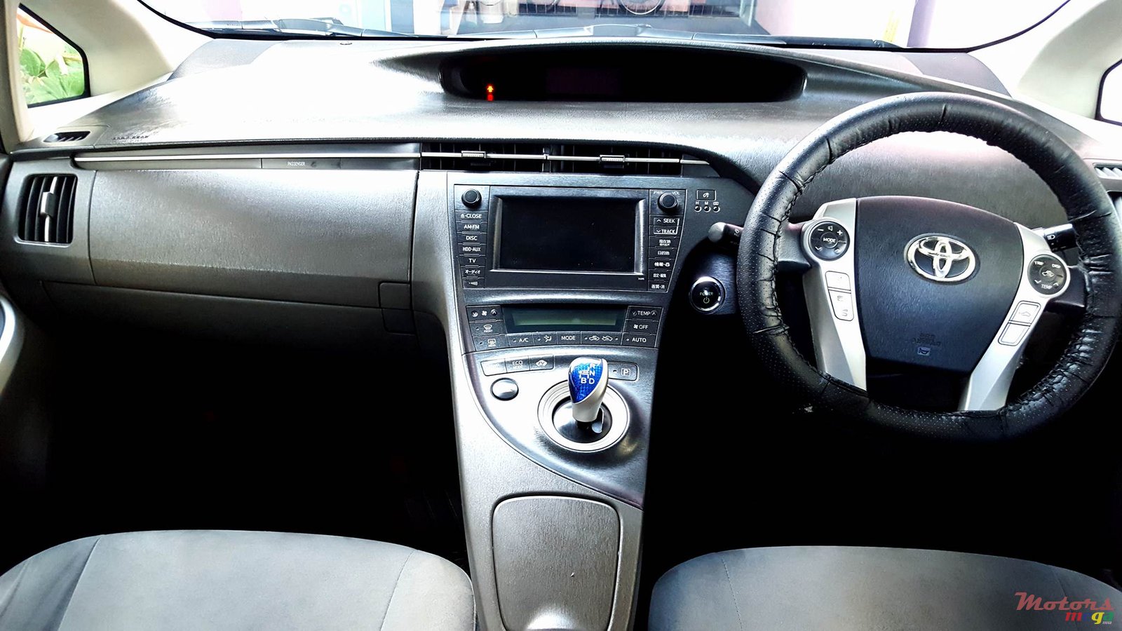 2009' Toyota Prius photo #4