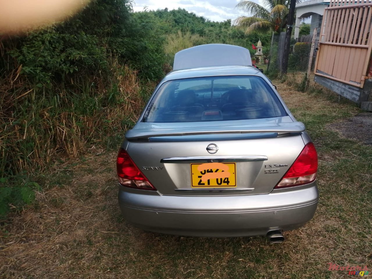 2004' Nissan photo #4