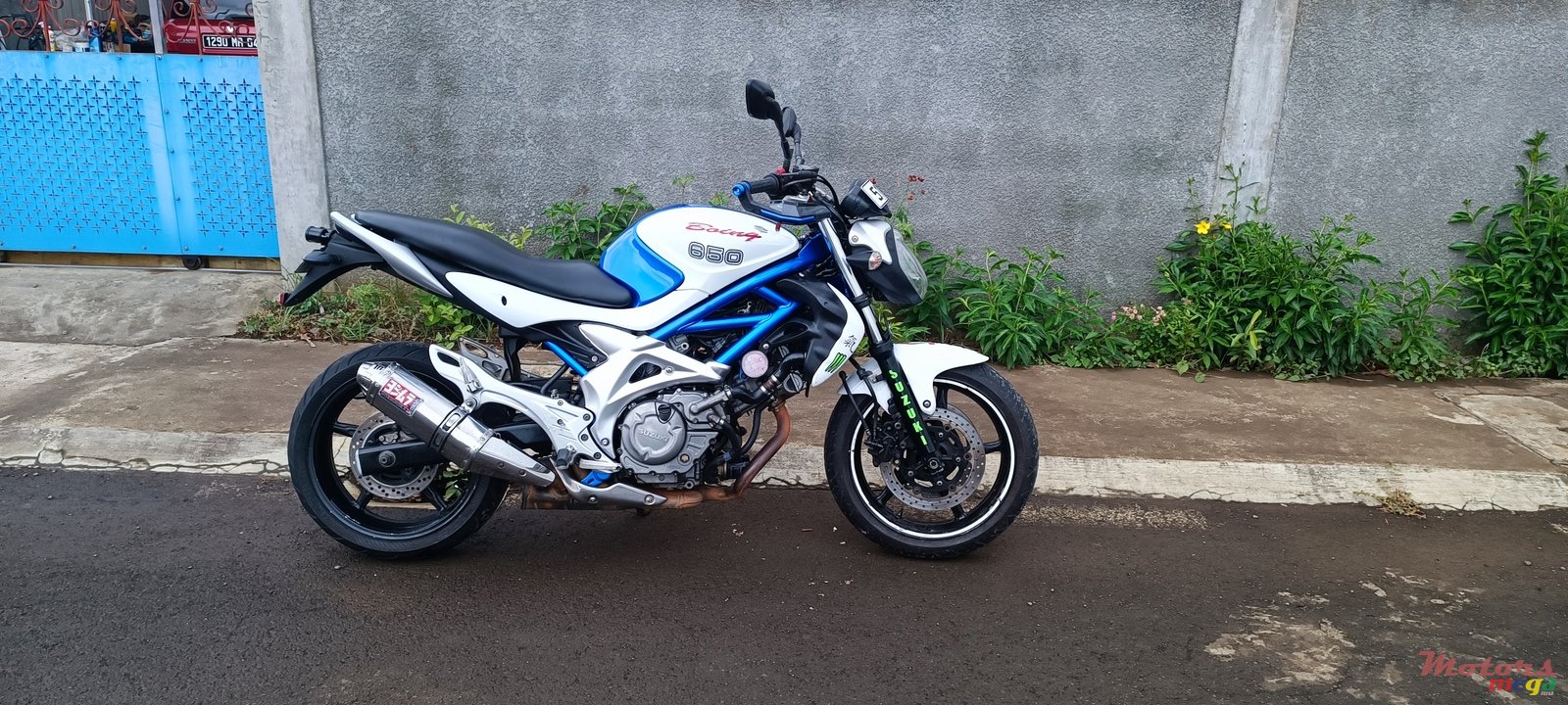2010' Suzuki photo #1