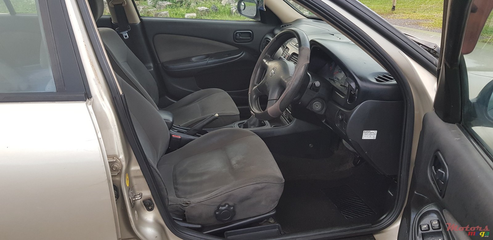 2005' Nissan Sunny VIP saloon photo #7