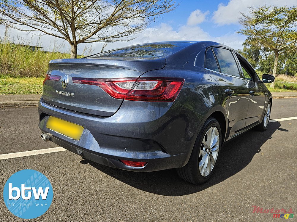 2017' Renault Megane photo #4