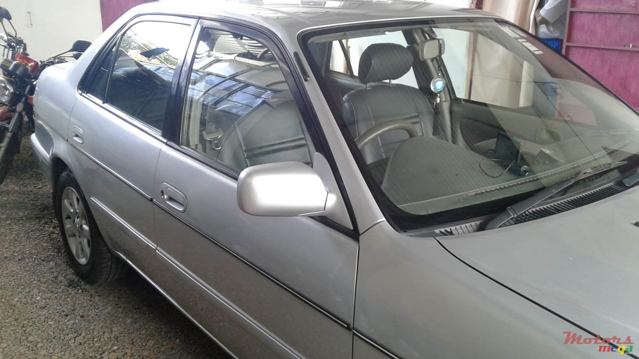 2000' Toyota Corolla photo #5