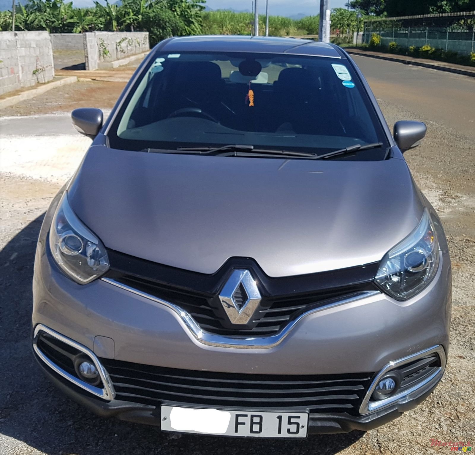 2015' Renault Captur 1.2 tce photo #3