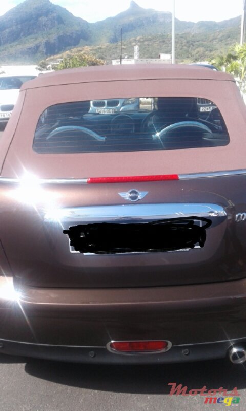 2010' MINI Cooper photo #2