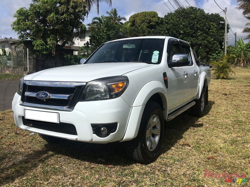 2011' Ford Ranger 4x4 3.0 TDci photo #2