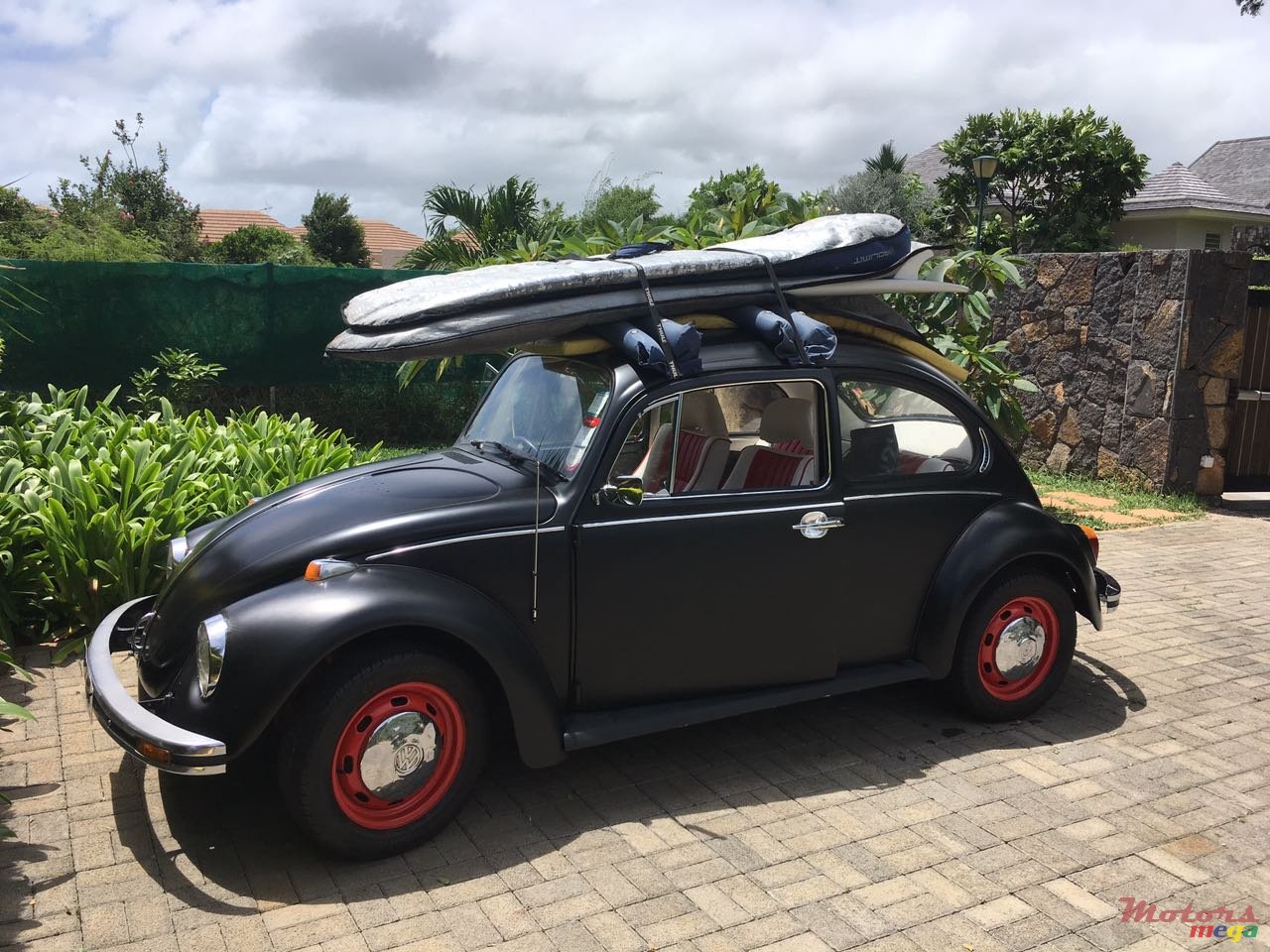 1973' Volkswagen Beetle Vintage photo #1