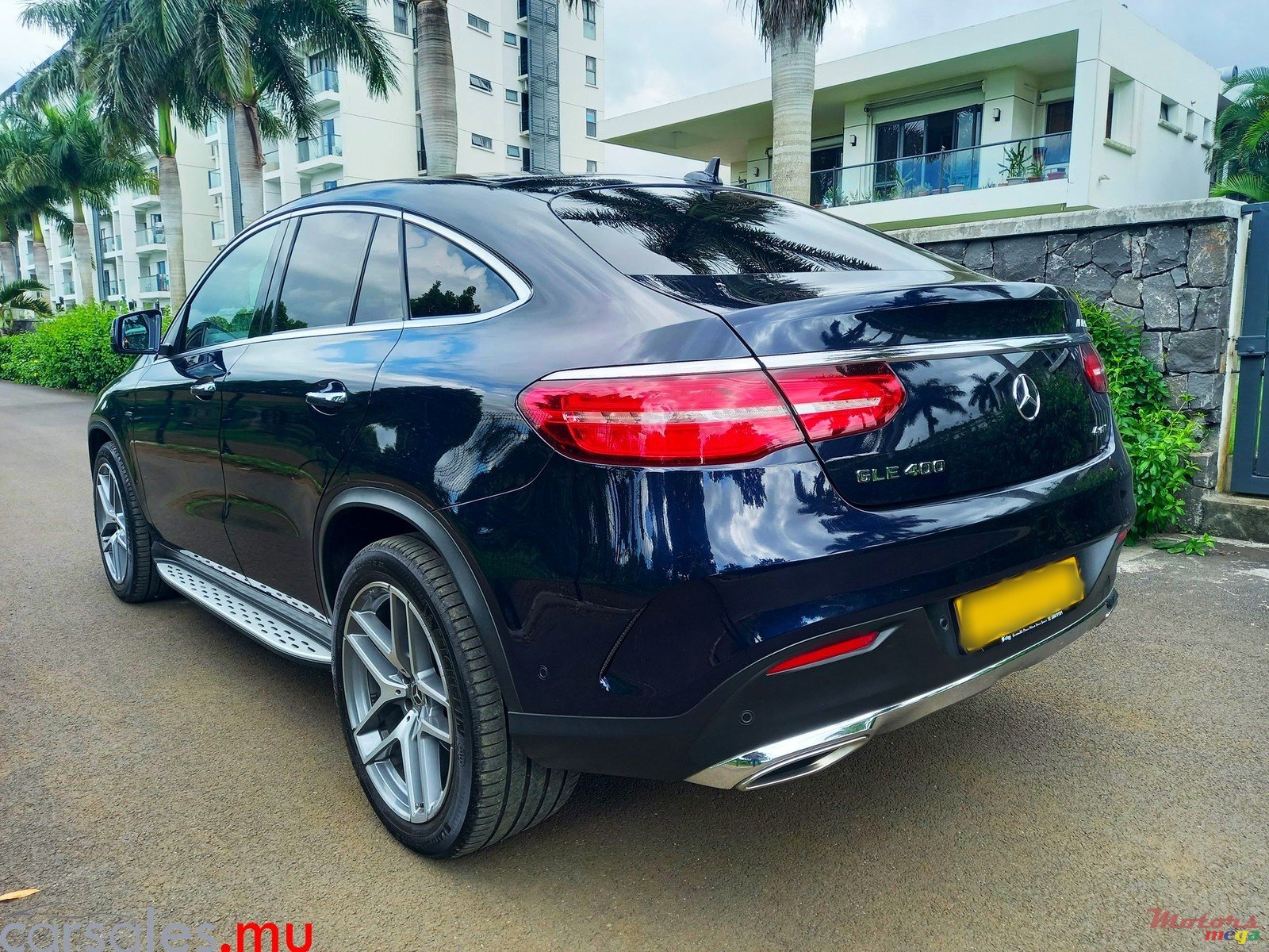 2018' Mercedes-Benz GLE 400 AMG 4 Matic 3.0 photo #3