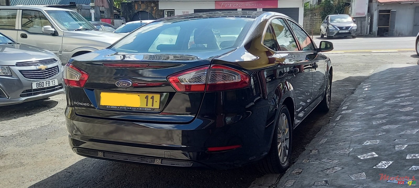 2011' Ford Mondeo photo #5