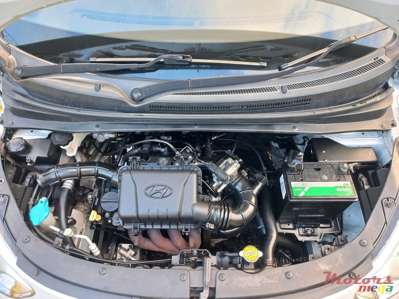 2014' Hyundai i10 MANUAL photo #4