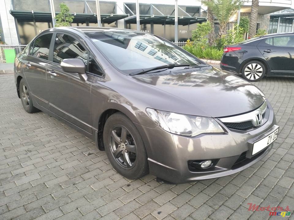 2009' Honda Civic Hybrid photo #2