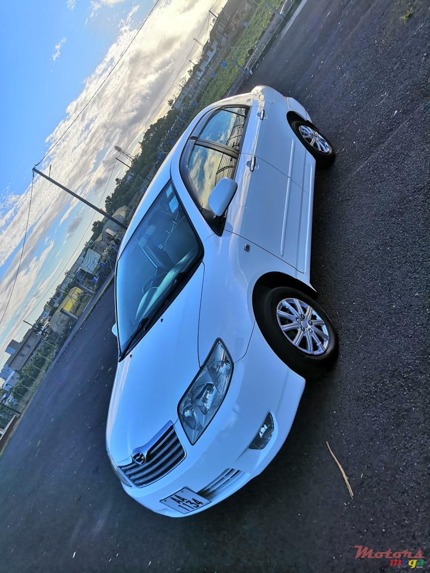 2006' Toyota Corolla 40th anniversary photo #1