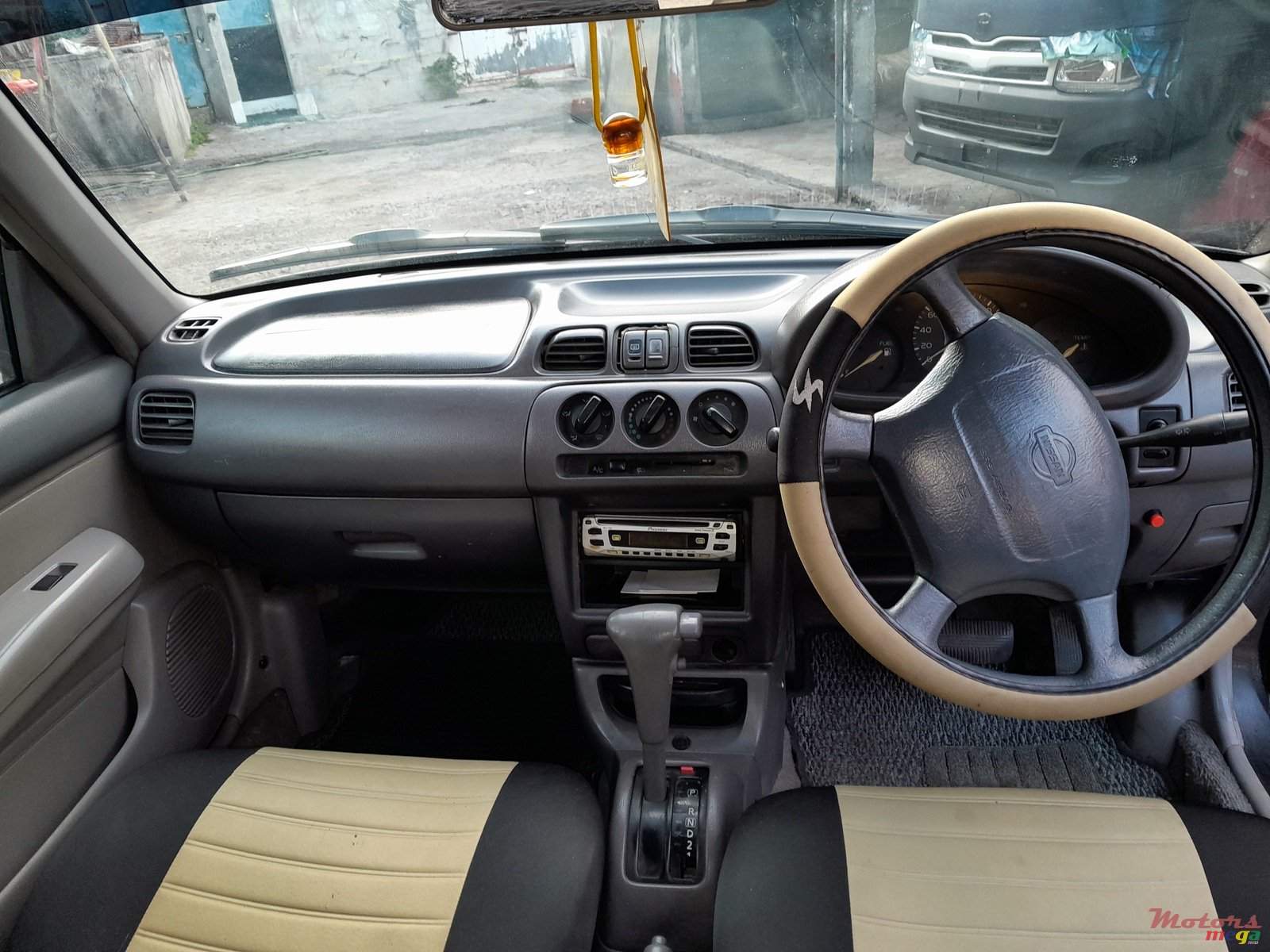 1999' Nissan March Ak 11 photo #4