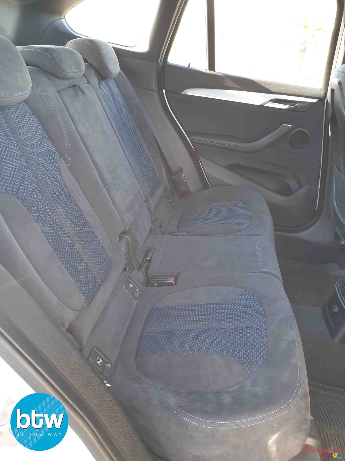 2016' BMW X1 sDRIVE 18i M Sport photo #3