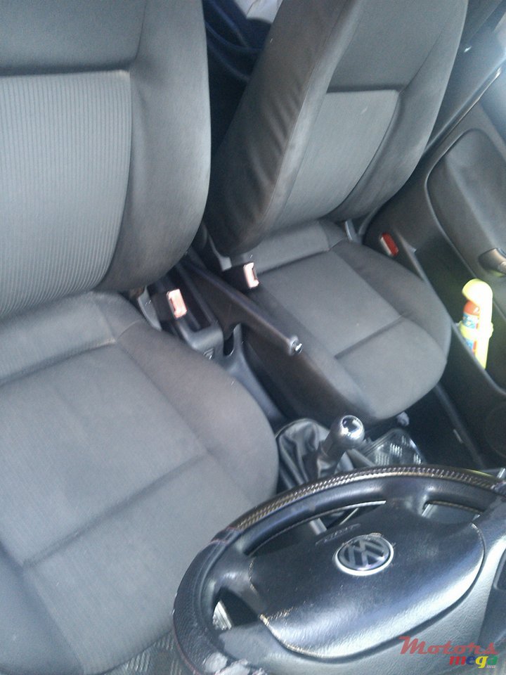 2002' Volkswagen Bora photo #6