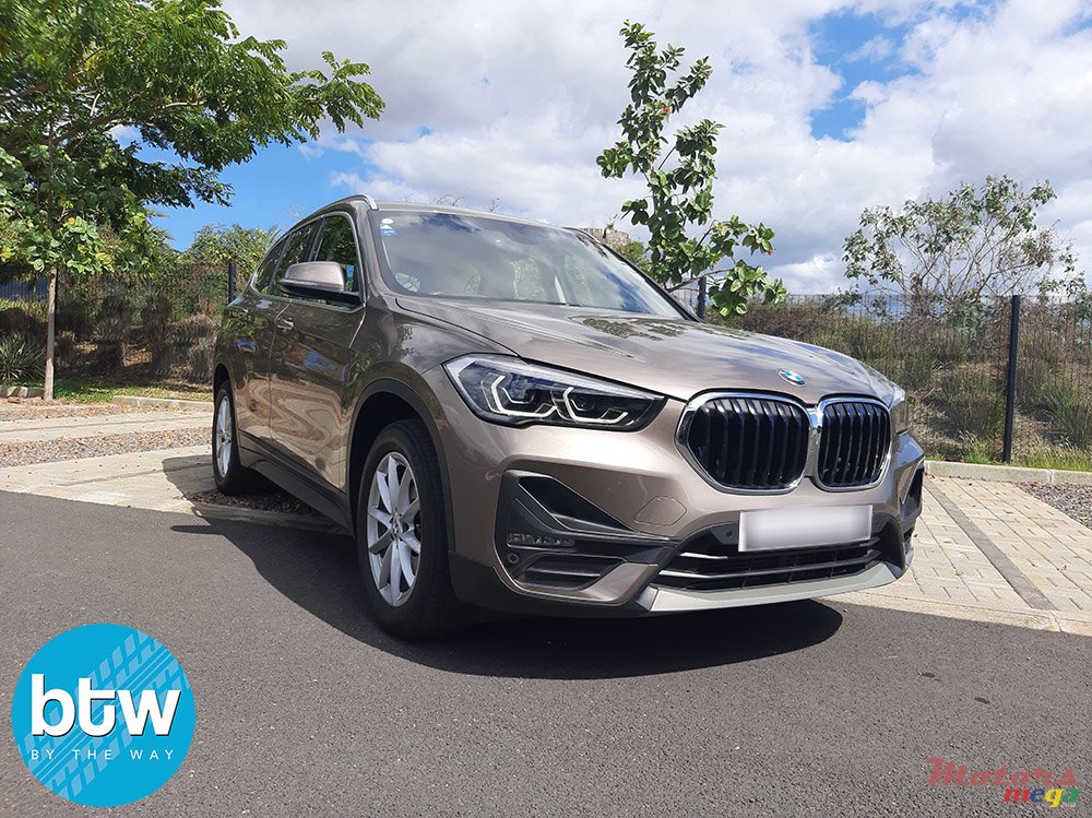 2020' BMW X1 sDrive 18i photo #1