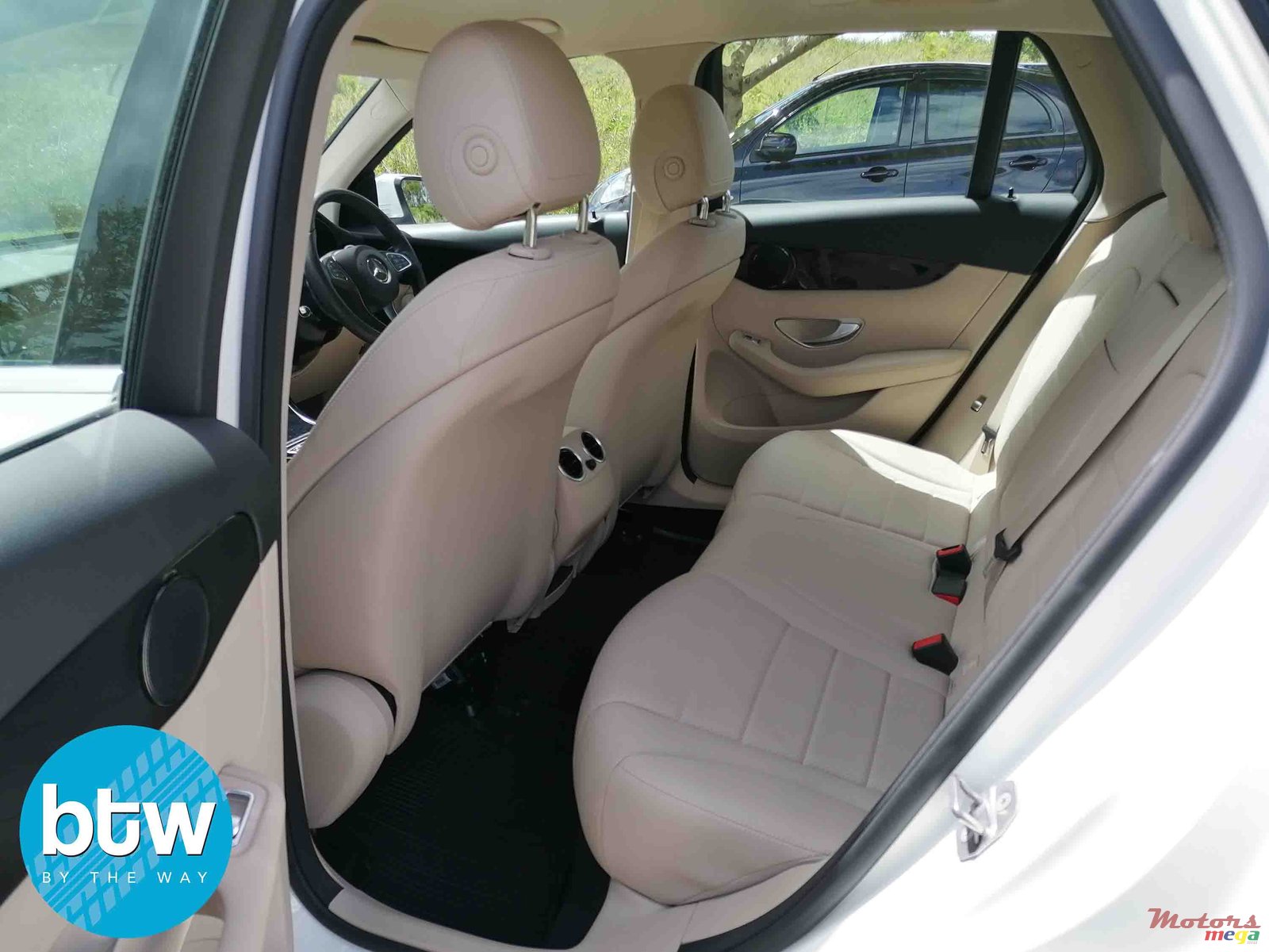 2018' Mercedes-Benz GL-Class photo #5