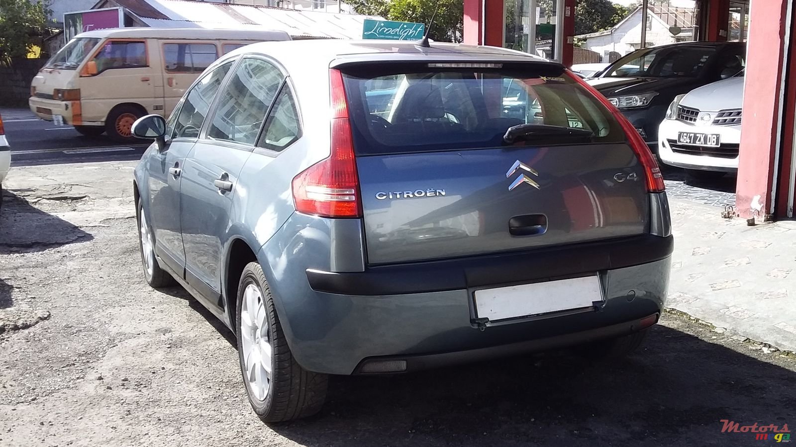 2007' Citroen C4 photo #3